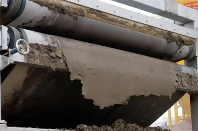 聚丙稀銑胺適用哪幾種污泥脫水機？詳解疊螺式污泥脫水機、板框壓濾機、帶式壓濾機、離心式脫泥機